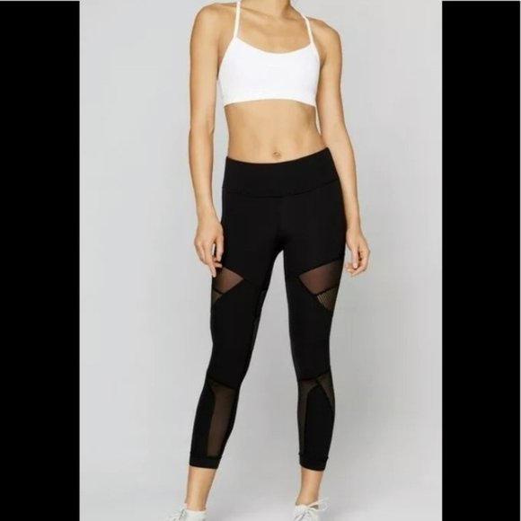 lululemon athletica Pants - NWT Lululemon Lab Limited Edition Exclusive Union Crop - Size 4 - Black